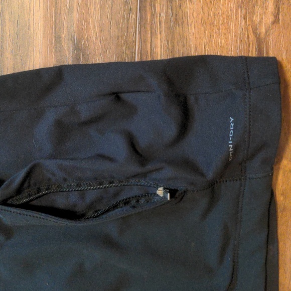 Columbia Titanium Black Zip Up Vest Omni Dry - Picture 4 of 8